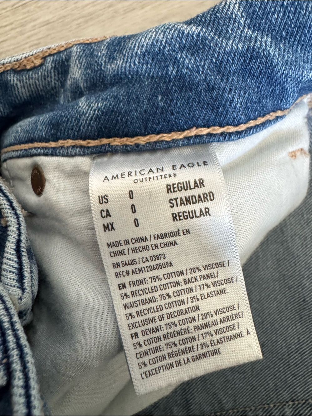 American Eagle Outfitters Distressed Medium Blue High-Rise Mom Jeans - Picture 3 of 8